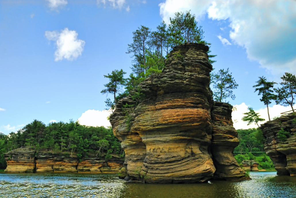 15 Best Airbnbs In Wisconsin Dells Lake Delton Cabins More 