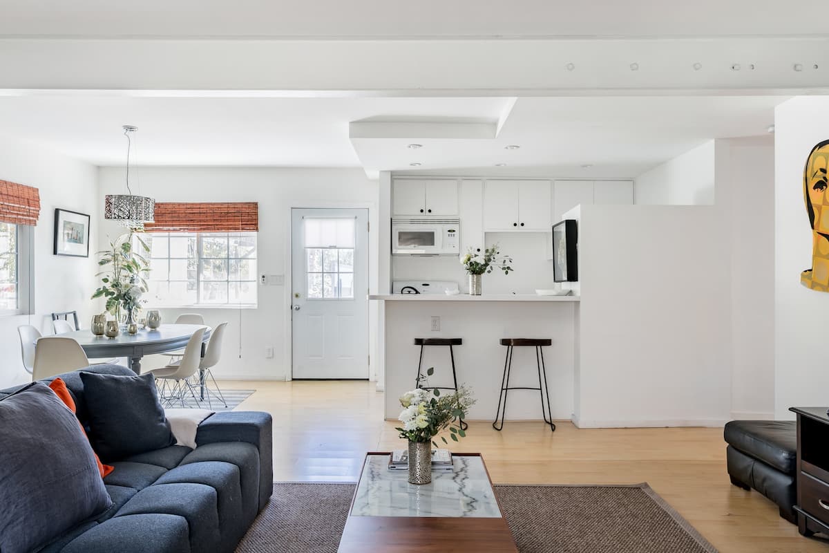 Best Airbnbs in Santa Monica CA