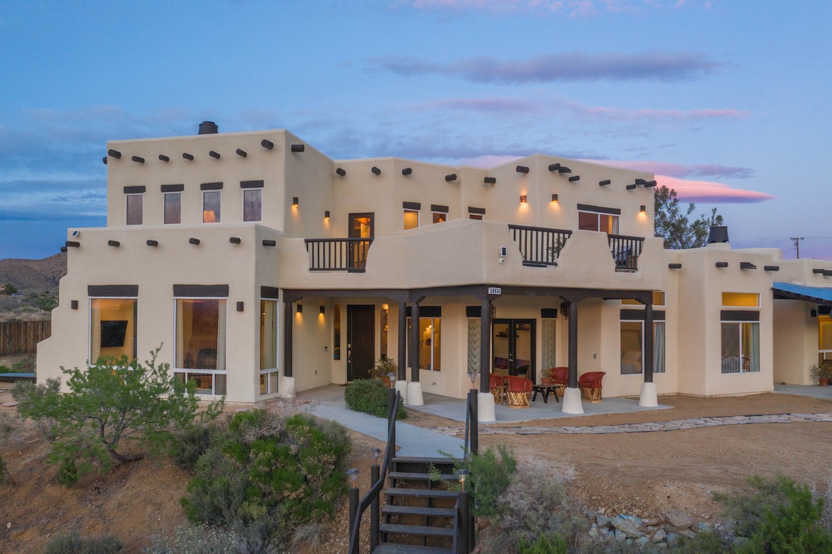 Gaia Villa Joshua Tree | Best Luxury Airbnb For Groups