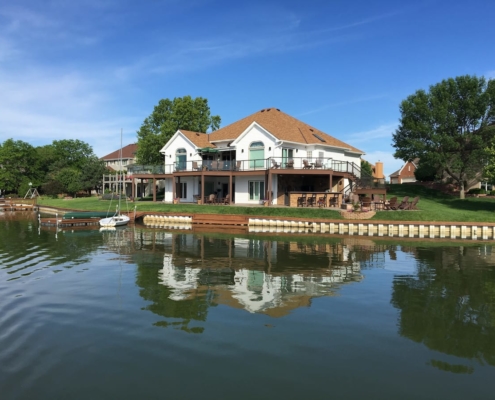 Lakefront Living near Omaha on Carter Lake