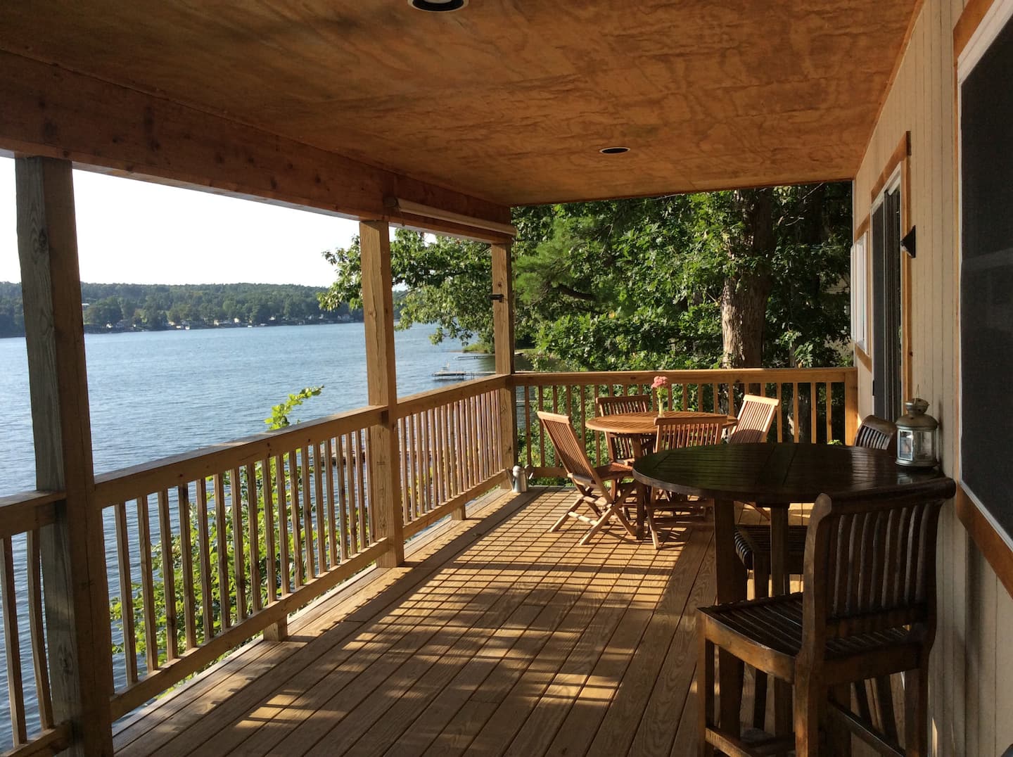 Waneta Lakeside Cottage