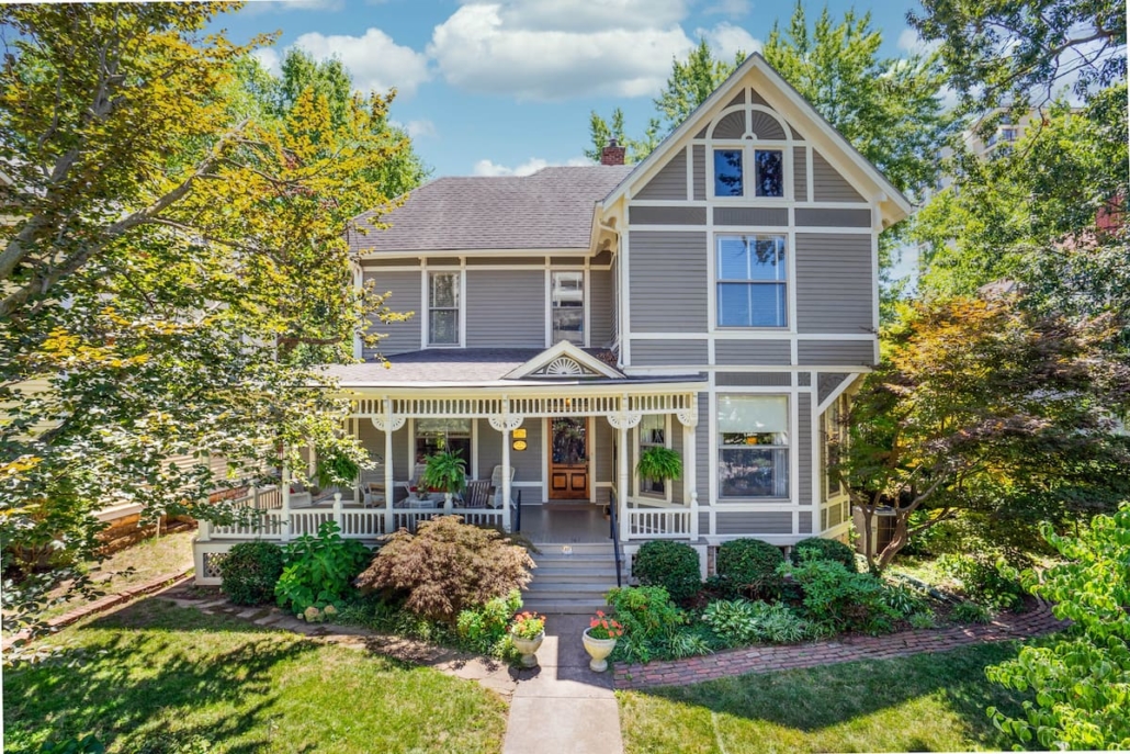 11 Coolest & Best Airbnbs in Springfield, Missouri (2021 Edition)