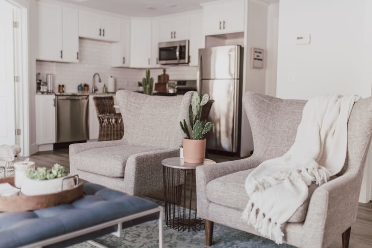 15 Incredible Airbnbs in Traverse City, Michigan (2021 Edition)