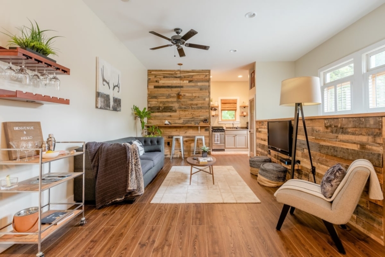 15 Coolest & Best Airbnbs in USA (2021 Edition)