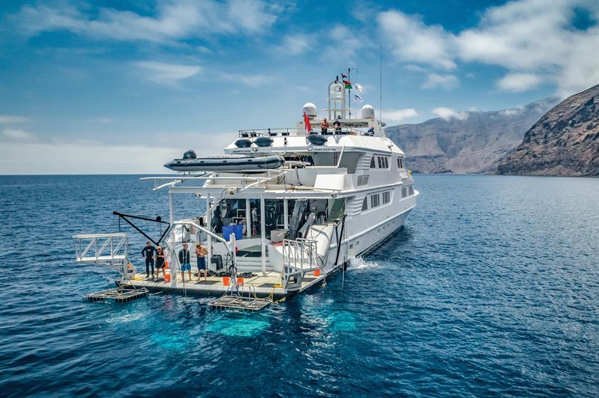 Caribbean Liveaboard Scuba Diving