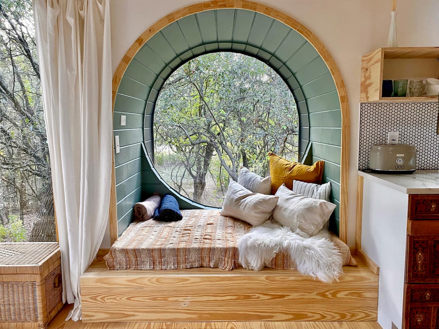Leaf Treehouse at HoneyTree Farm Texas