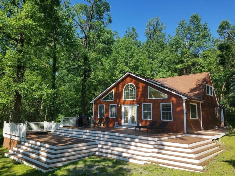 TOP 10 Luxury Cabins in Virginia To Rent in 2022 [UPDATED]