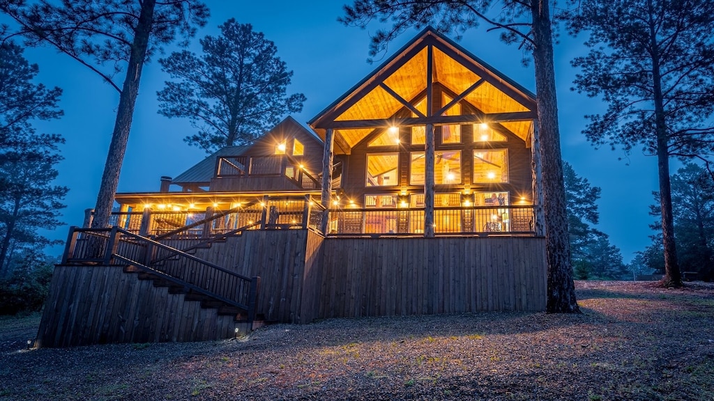 Bear Country Luxury Cabin, Oklahoma