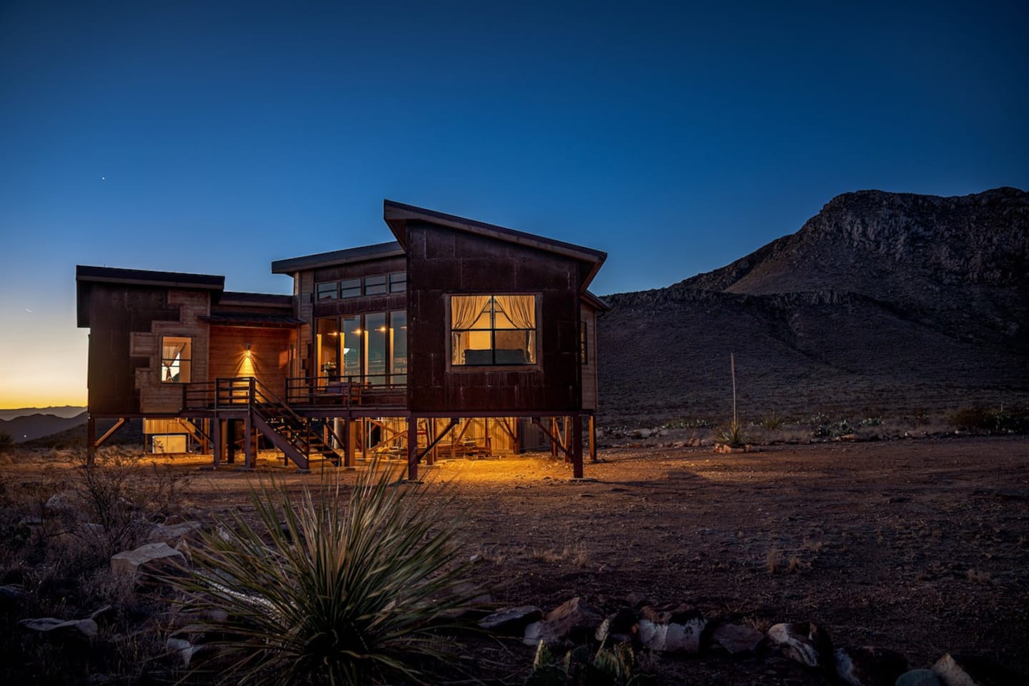 Boca De La Roca Mountain Ridge - Luxury Cabin Rental in Texas