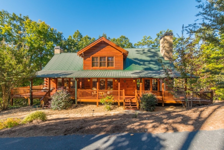 15 Best Luxury Cabins in USA (2023 Edition)