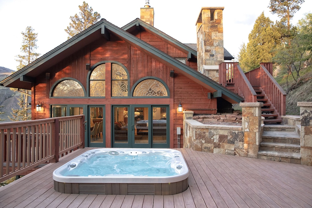 Luxury Cabin in Colorado with Jacuzzi