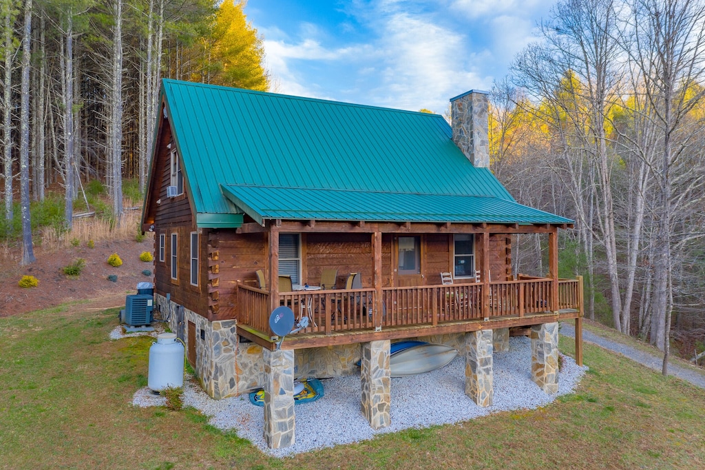 New River High Luxury Cabin Rental