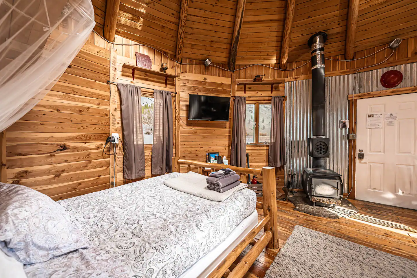 Northern Montana Yurt Glamping