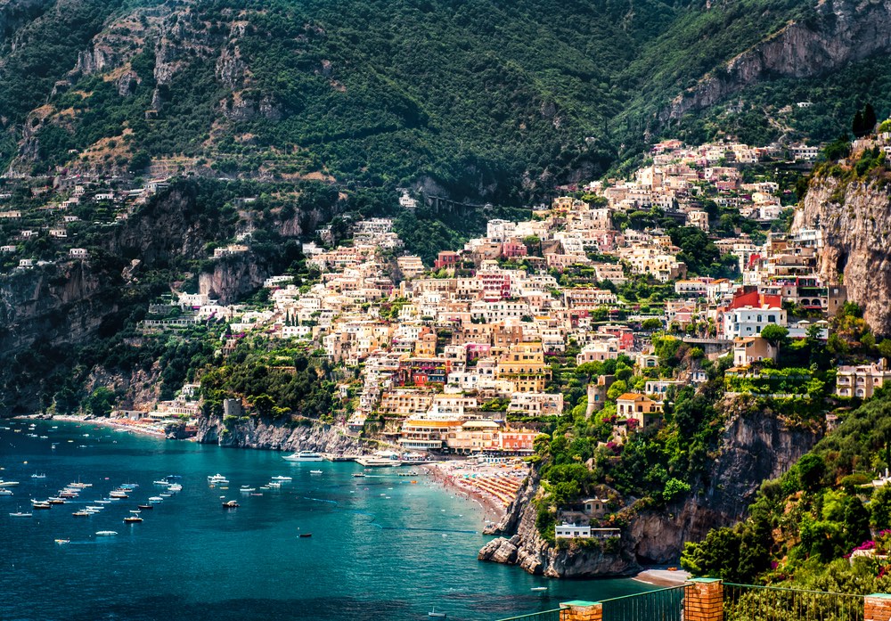Amazing Amalfi coast. Positano, Italyv
