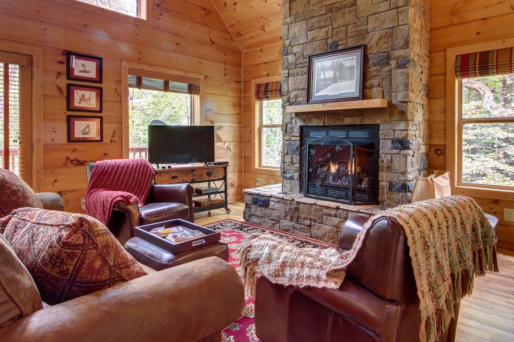 Secluded Romantic Cabin in Georgia