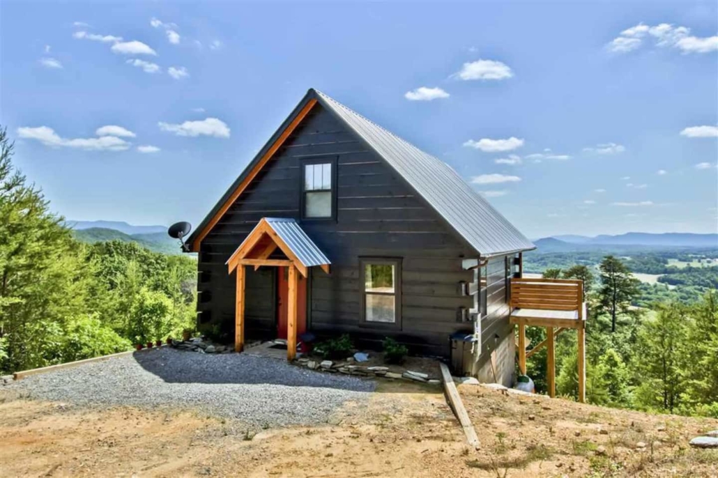 Modern Cabins in Tennessee: Escape to Tranquil Luxury in the Heart of Nature