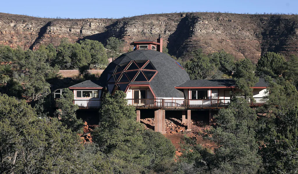 Stunning Geo Dome Glamping with Sedona Views 1