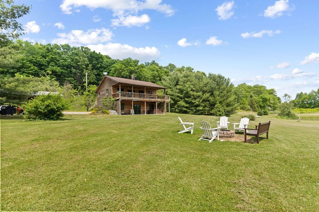 The Arcade Cabin & The Gathering Cabins in Ohio