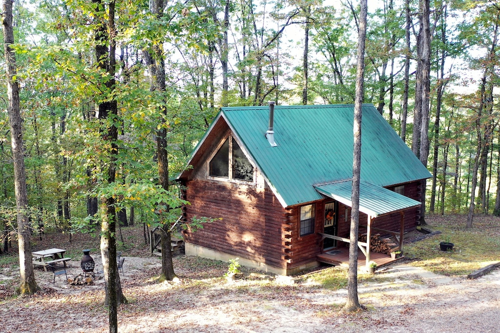 Secluded Cabins in Arkansas perfect fall getaway