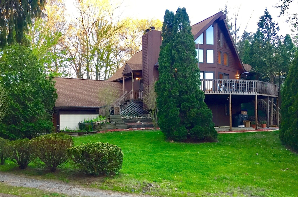 Secluded Cabins in Michigan luxury near the beach and lake