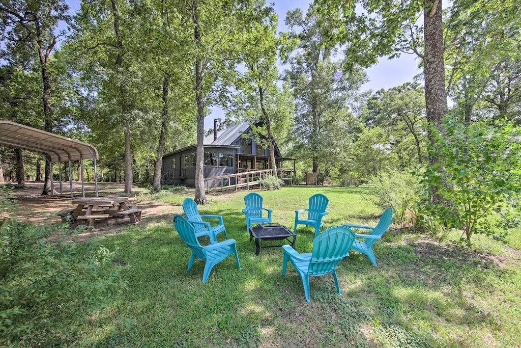 Trinity River Cabin