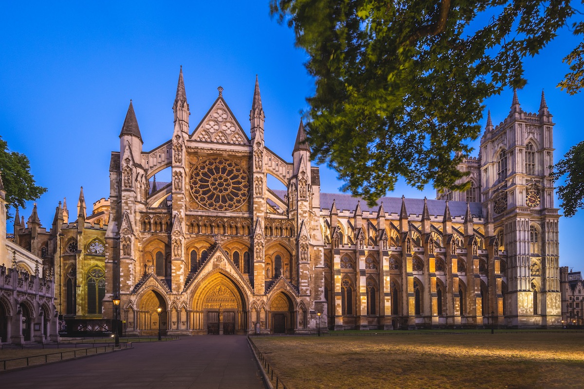 Westminster Abbey in london, england, uk at night