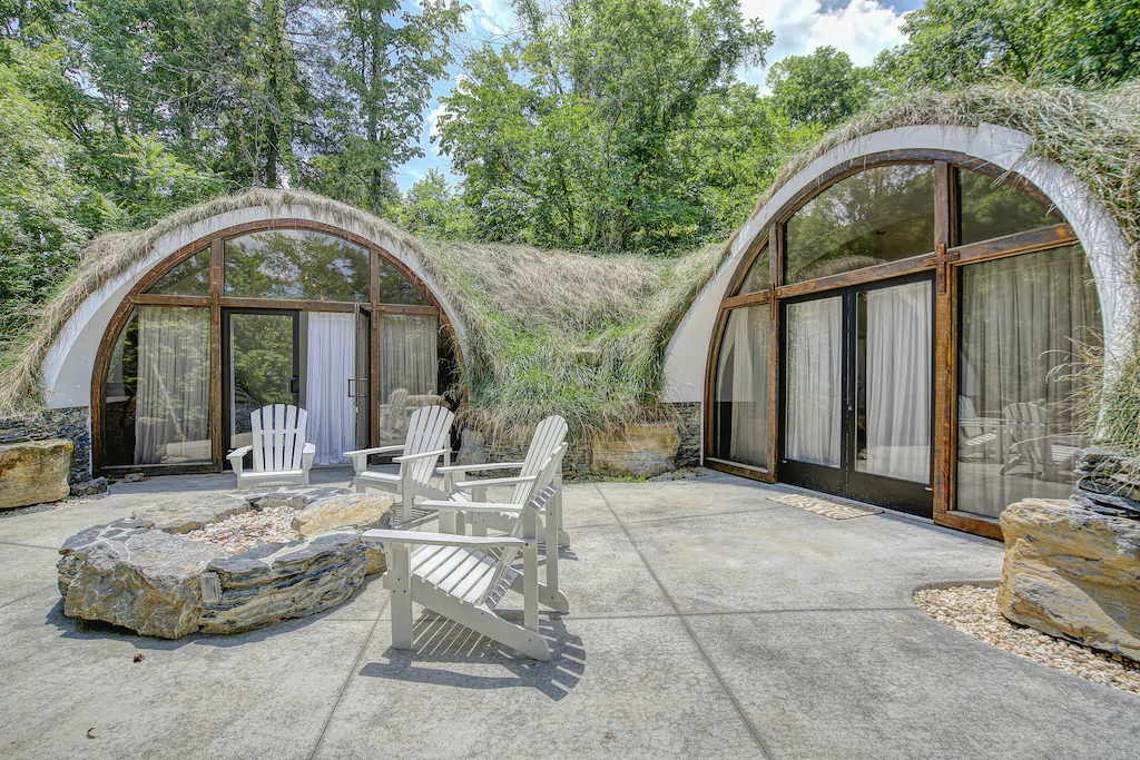 The Sassafrass - Modern Hobbit House Rental