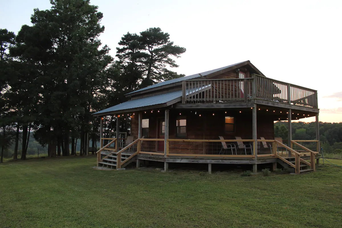 The Stargazer Cabin - Glamping in Arkansas
