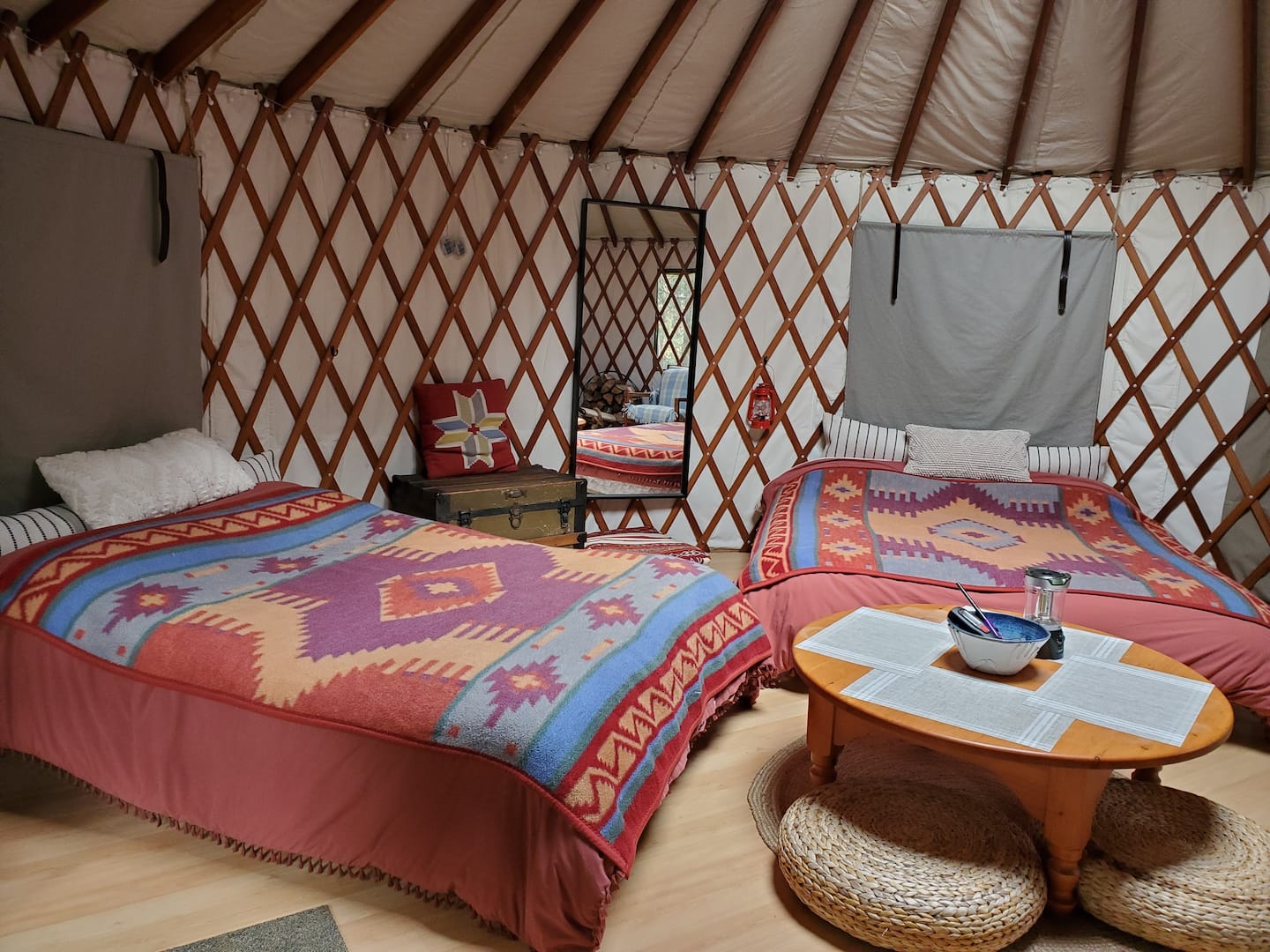 Unique Yurt Nature Getaway - Retreat on Herbal Tea Farm