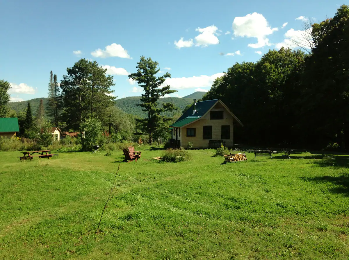 Farmstand Guest House on Hobby Farm