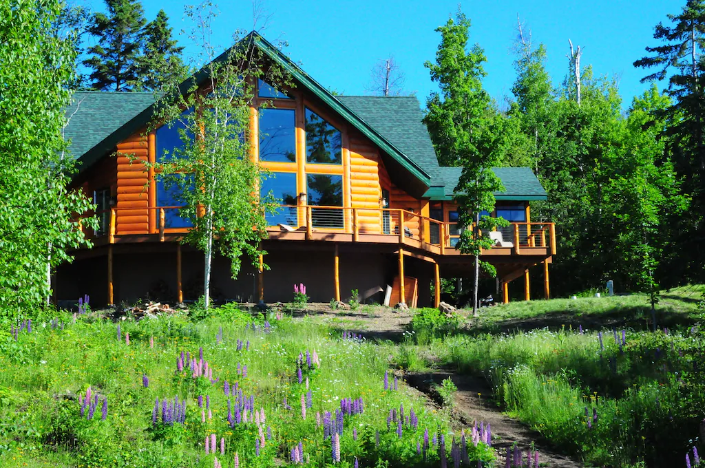 Luxury Log Cabin Rental in Minnesota