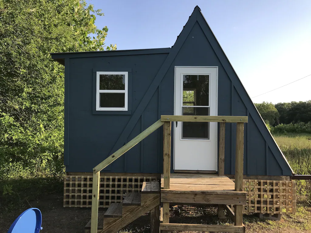 Off-Grid A-Frame Cottage - St. Louis Missouri