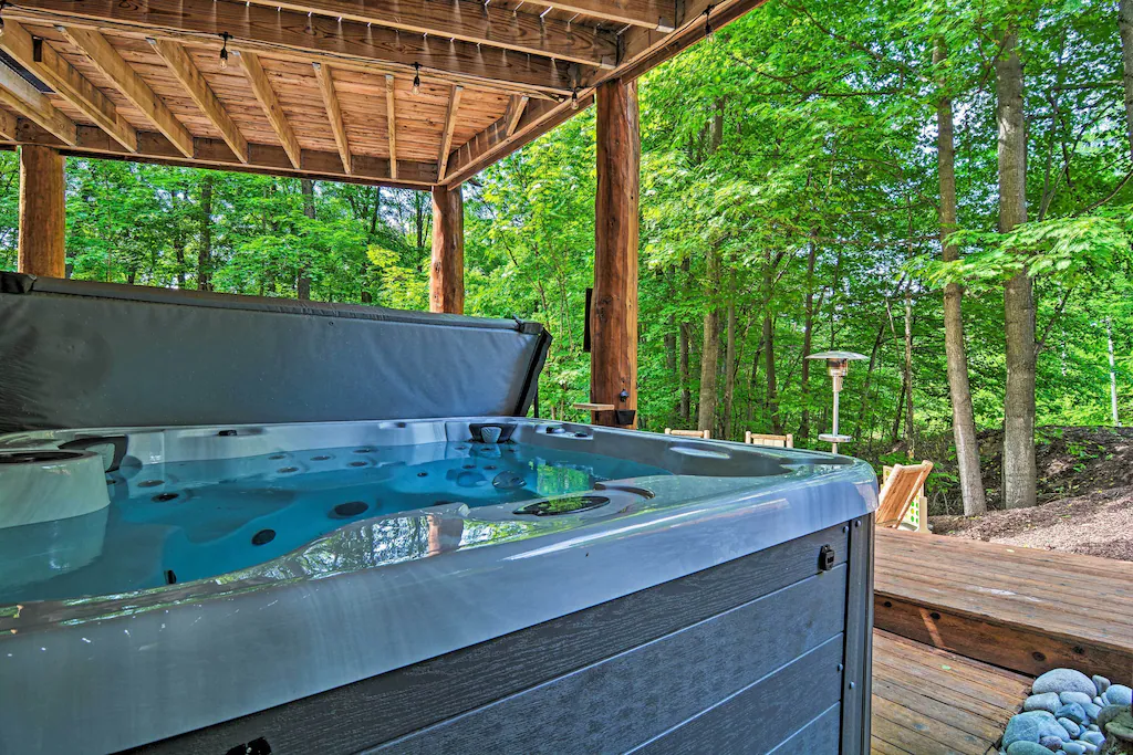 Private hot tub on the deck