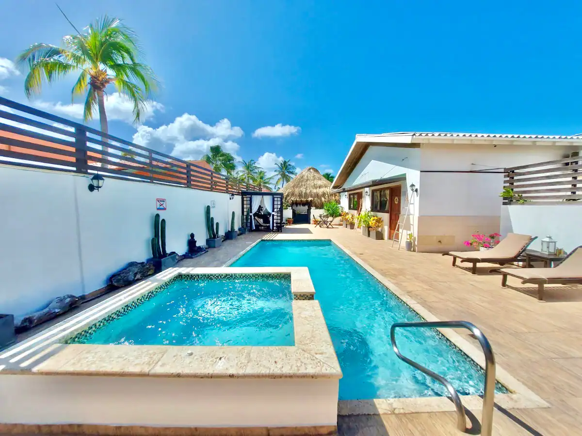 Aruba Airbnb Lagunita with Garden View
