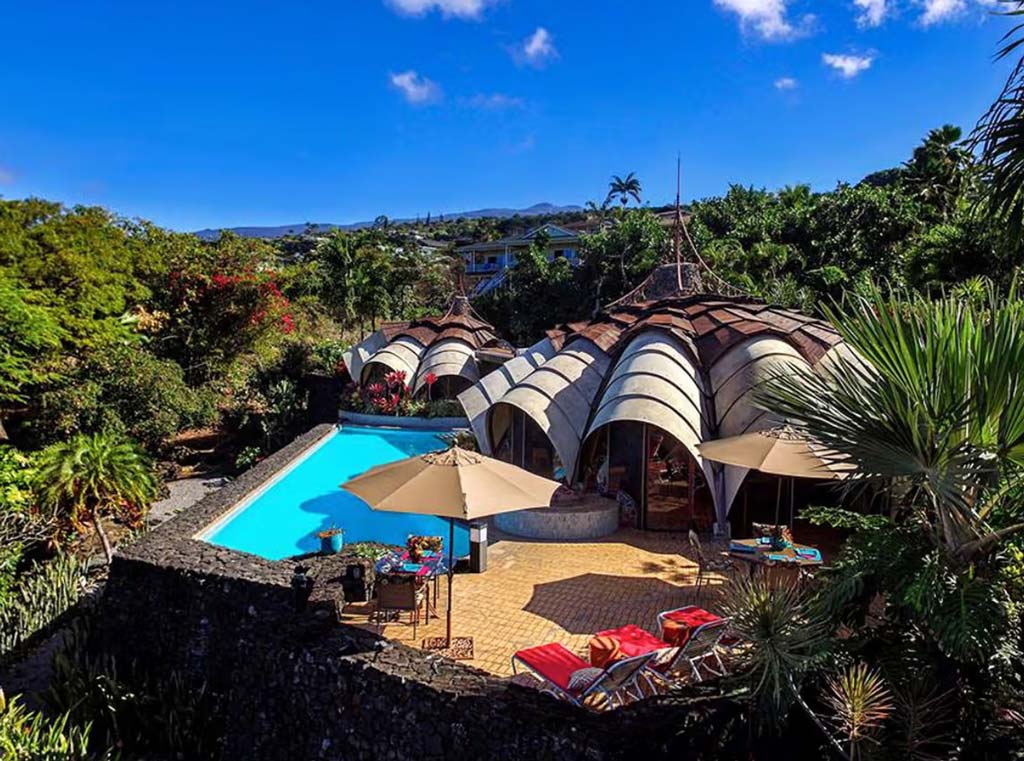Glamping in Hawaii with Swimming Pool