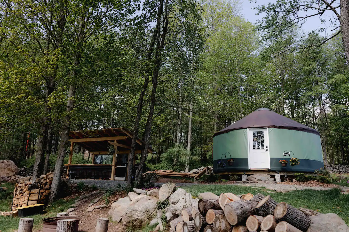 Yurt glamping in pennsylvania