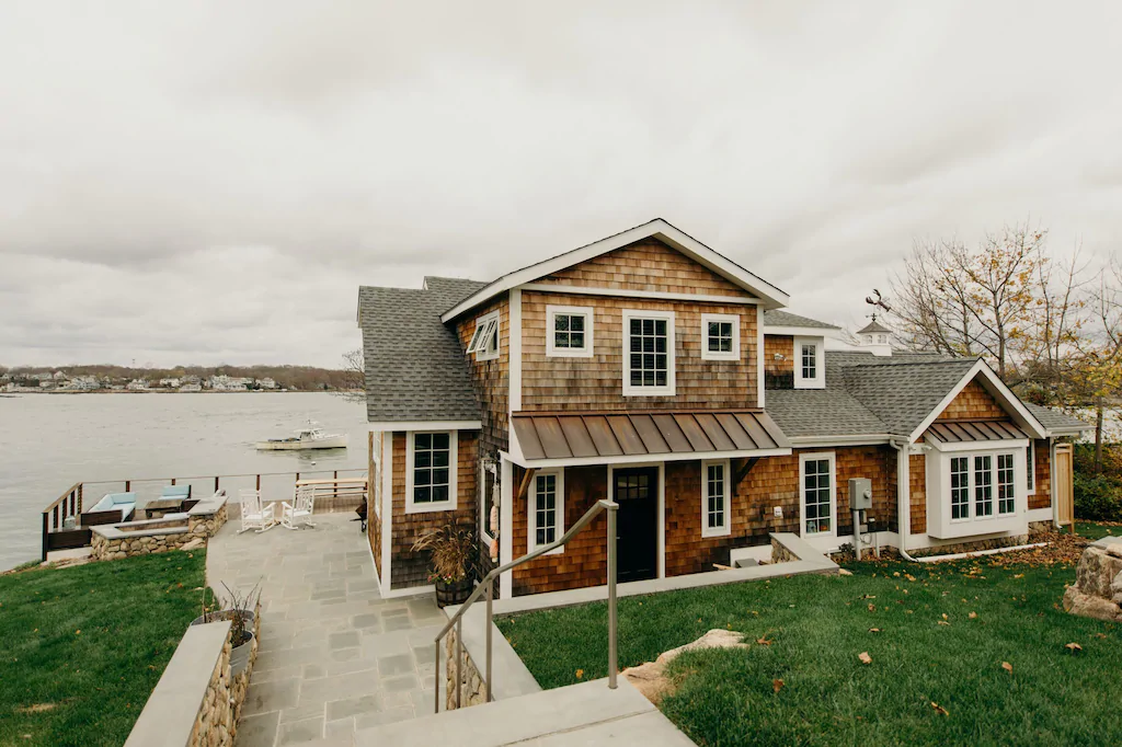 Waterfront cabin stay