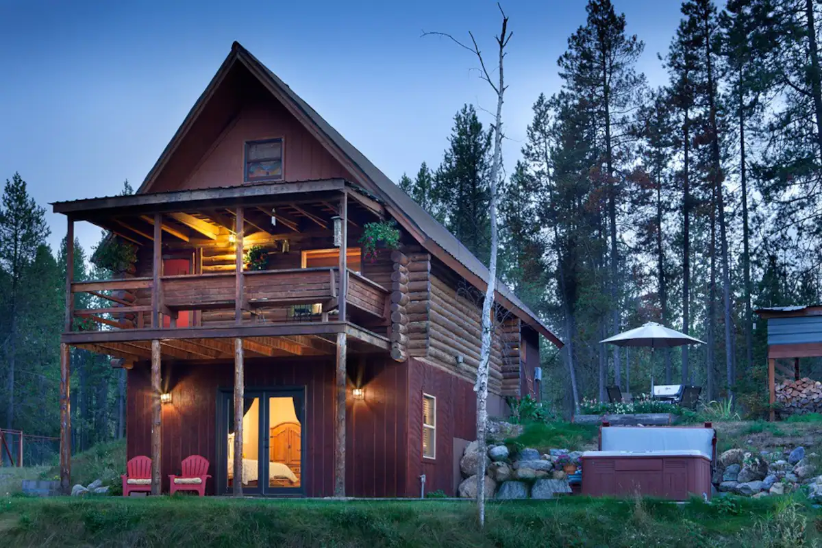 Luxury Cabin Rental in Montana