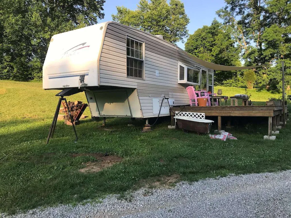 Tiny Home Glamping in Kentucky