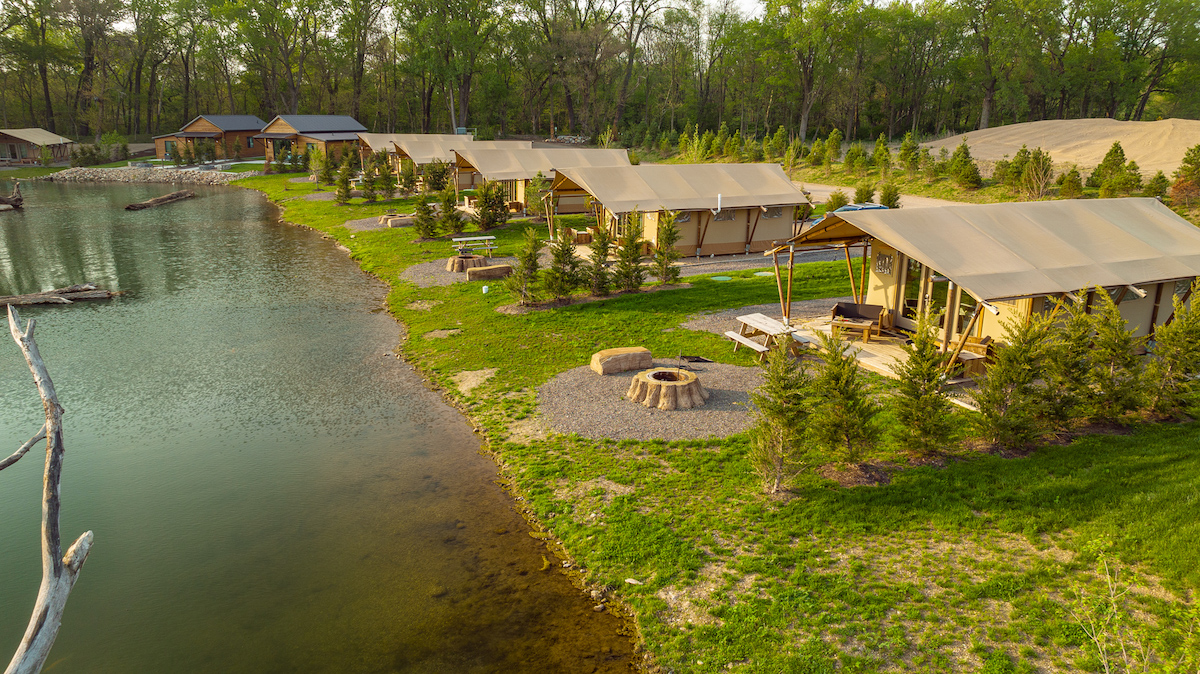 Sankoty Lakes - Glamping in Illinois