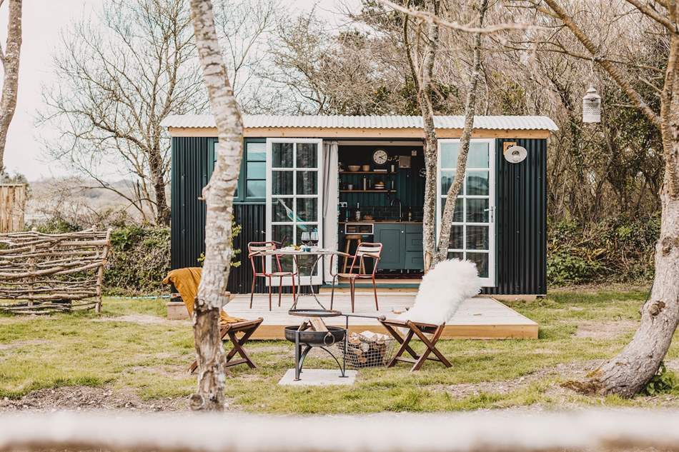 The Field Room Glamping Cornwall