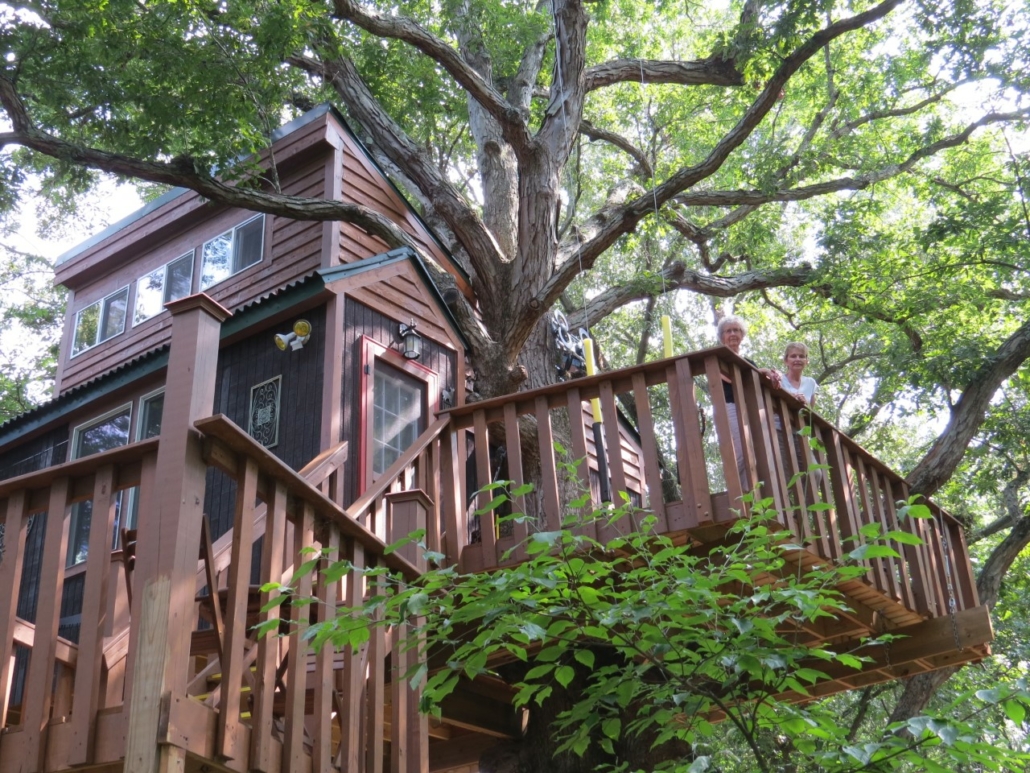 Treehouse Glamping Illinois