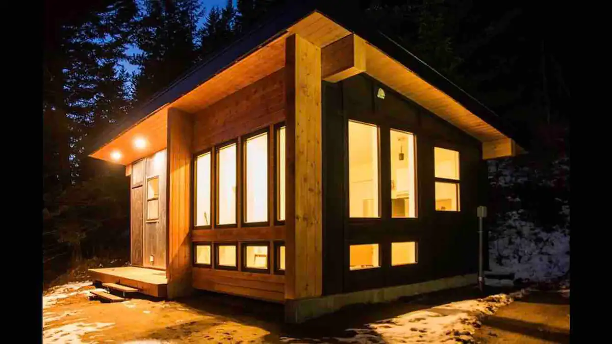 Secluded Cabin Glamping British Columbia