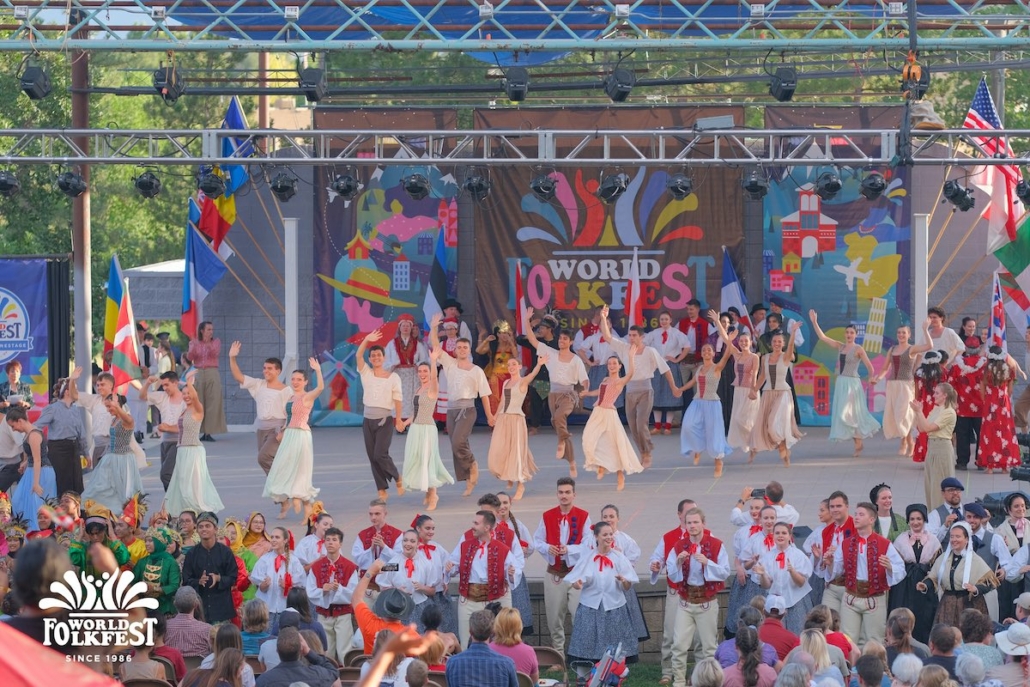 TOP 26 Folk Festivals in the USA 2024 Bluegrass & Folk Music