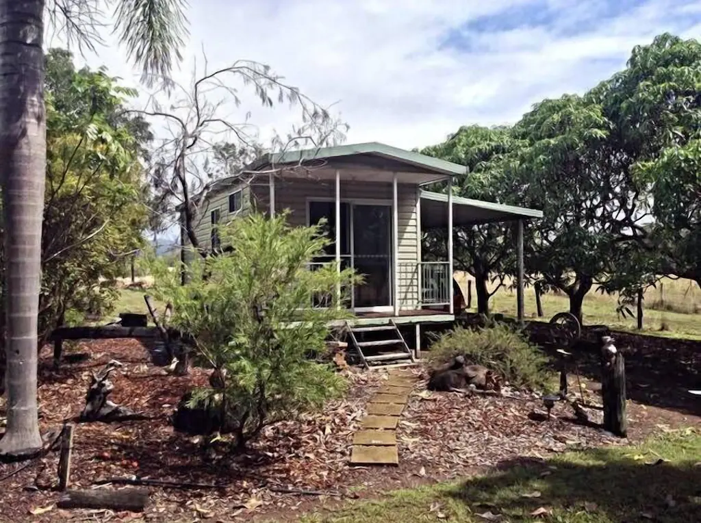 Baffle Creek Cabin Glamping