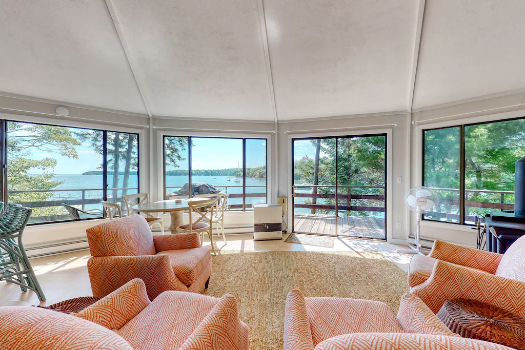 Sea Breeze Cottage - Luxury Cabin Rentals Maine