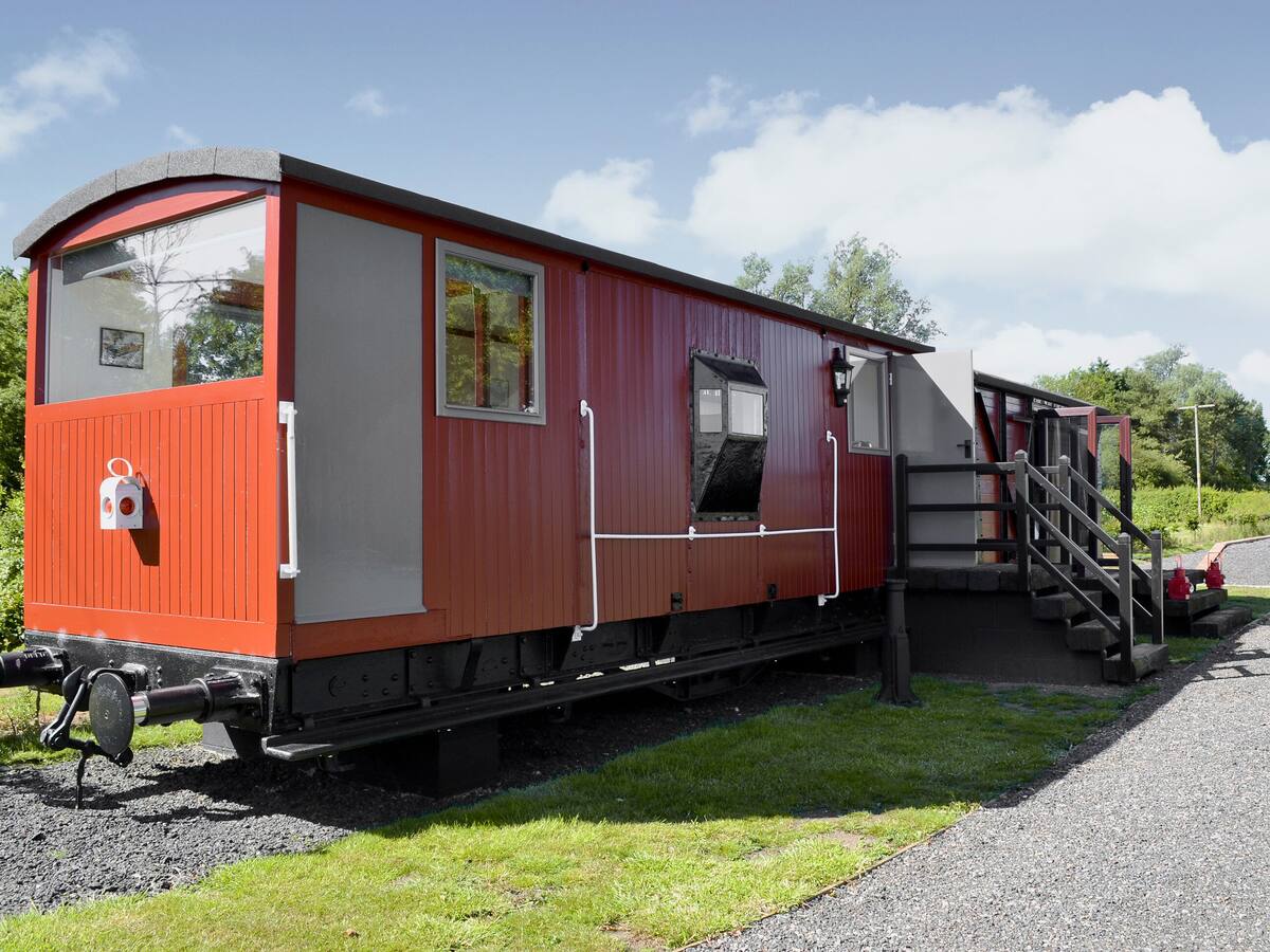 The Guards Van - Glamping Suffolk