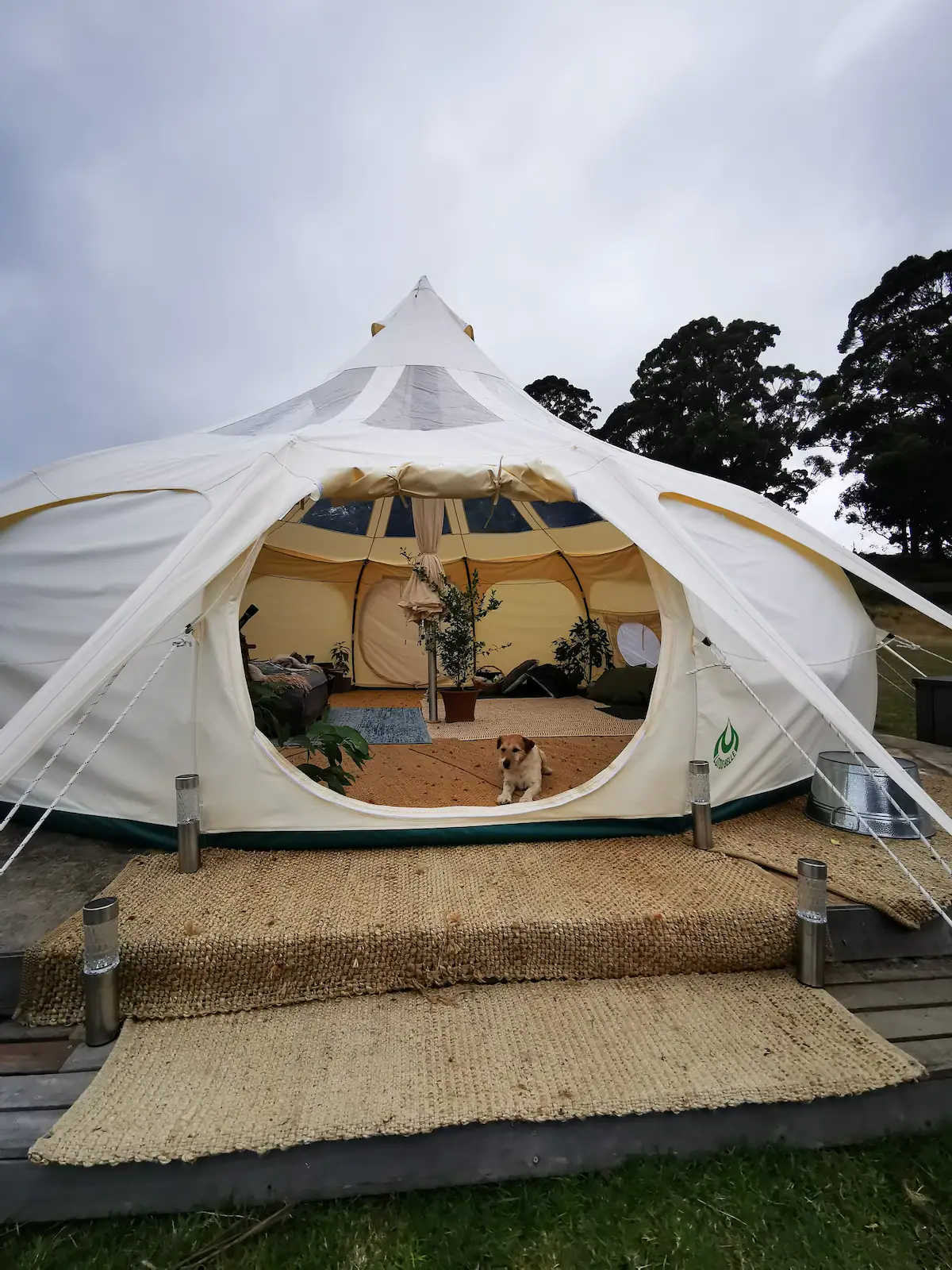 The Top Paddock - Glamping yurt in Australia