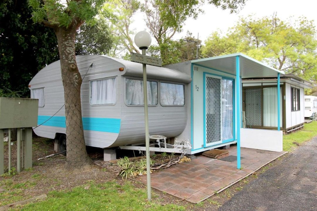 mornington peninsula reto caravans