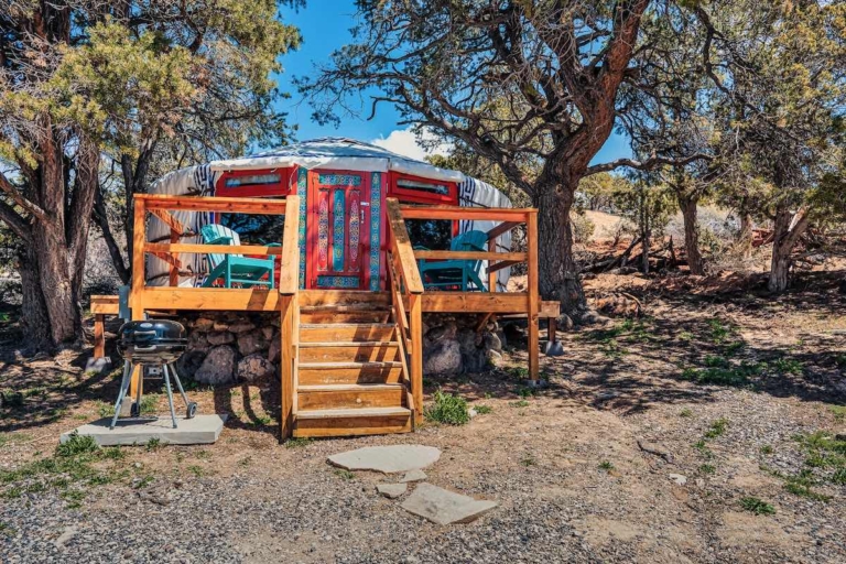 20 Best Glamping Utah Getaways in Zion, Moab & More (2023)